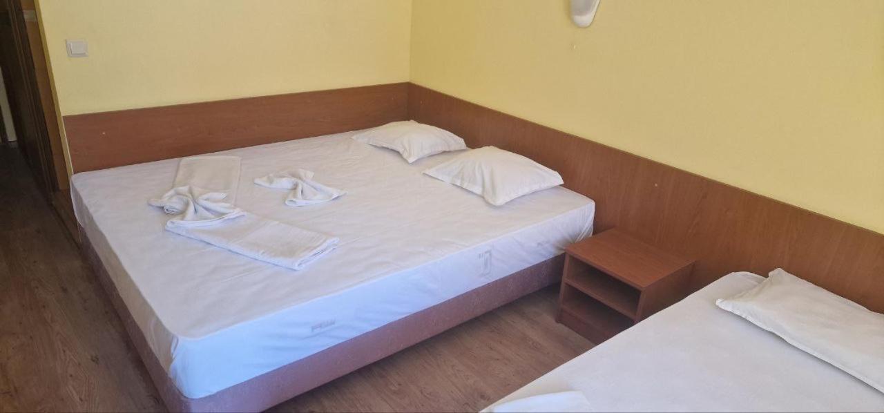 Complex Dobrudja Hotel Kranevo Buitenkant foto