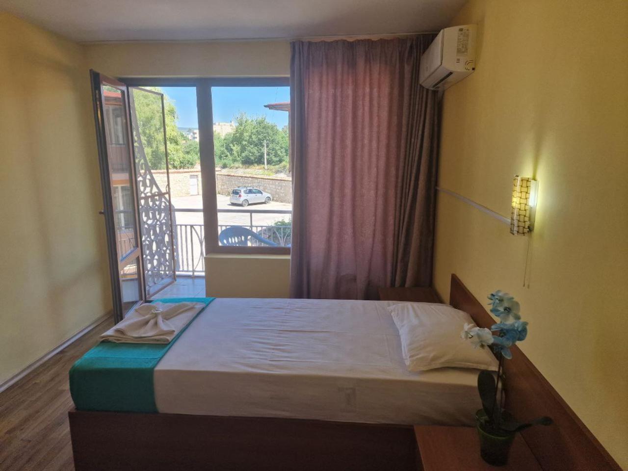Complex Dobrudja Hotel Kranevo Buitenkant foto