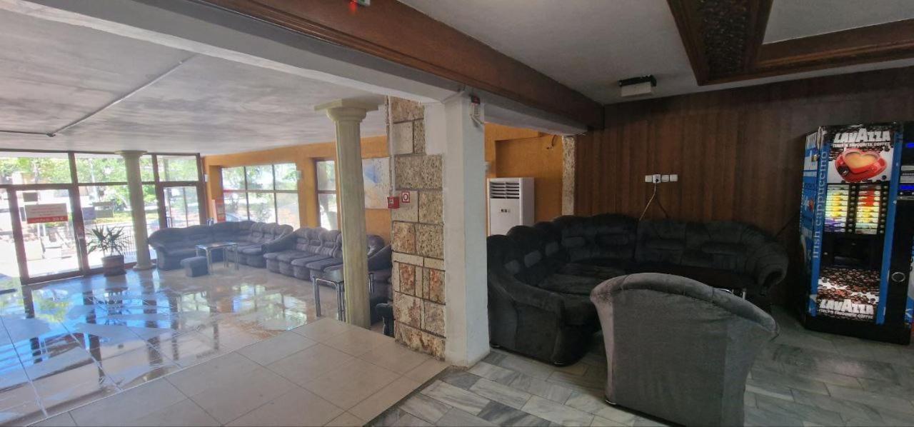 Complex Dobrudja Hotel Kranevo Buitenkant foto