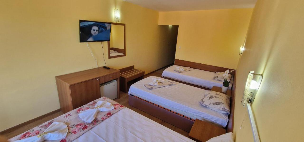 Complex Dobrudja Hotel Kranevo Buitenkant foto